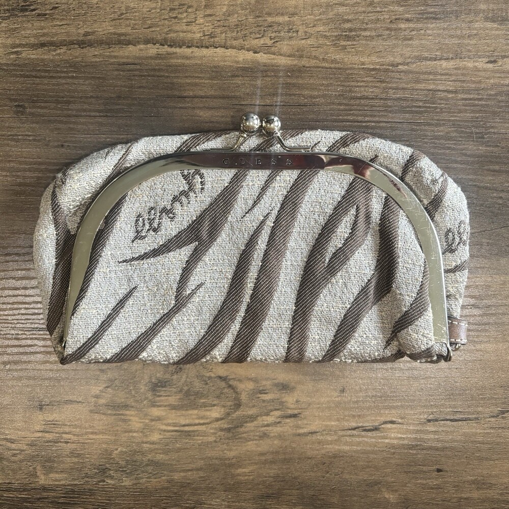 Vintage RARE Y2K GUESS Women’s Animal Print Kiss Lock Folding Wallet, Card Slots